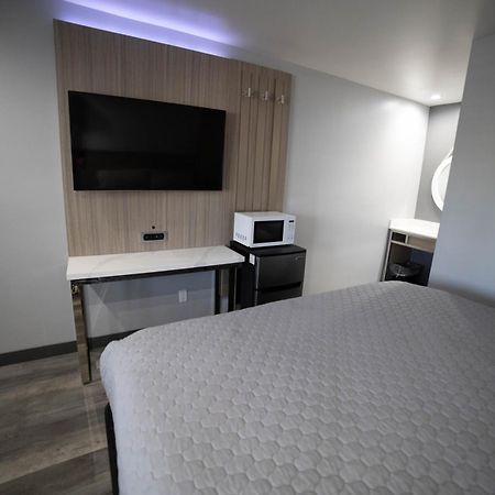 Palms Motel بيكو ريفيرا المظهر الخارجي الصورة