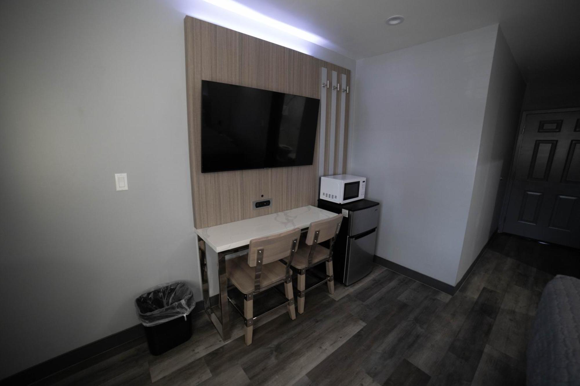 Palms Motel بيكو ريفيرا المظهر الخارجي الصورة