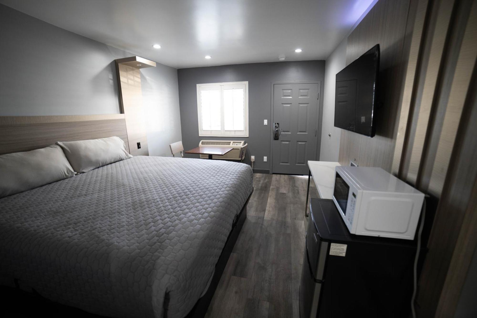 Palms Motel بيكو ريفيرا المظهر الخارجي الصورة