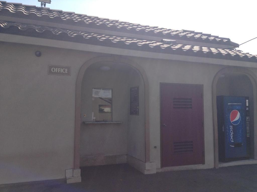 Palms Motel بيكو ريفيرا المظهر الخارجي الصورة